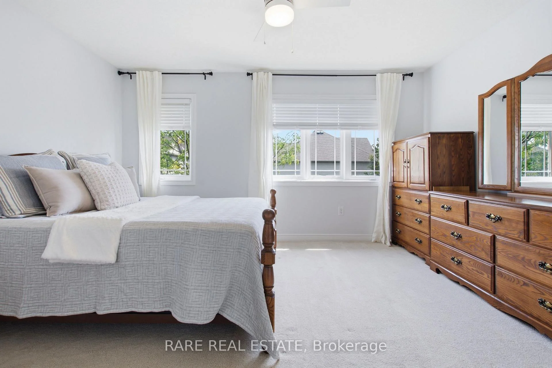 Photo 56 of Unit 5, 25 Viking Drive, Hamilton, Binbrook — HOMEH