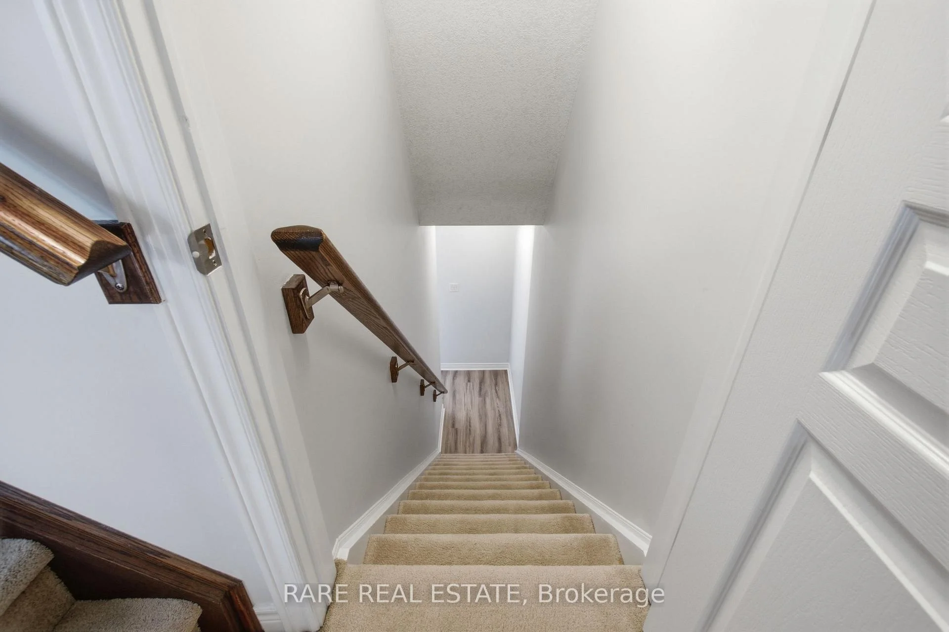 Photo 72 of Unit 5, 25 Viking Drive, Hamilton, Binbrook — HOMEH