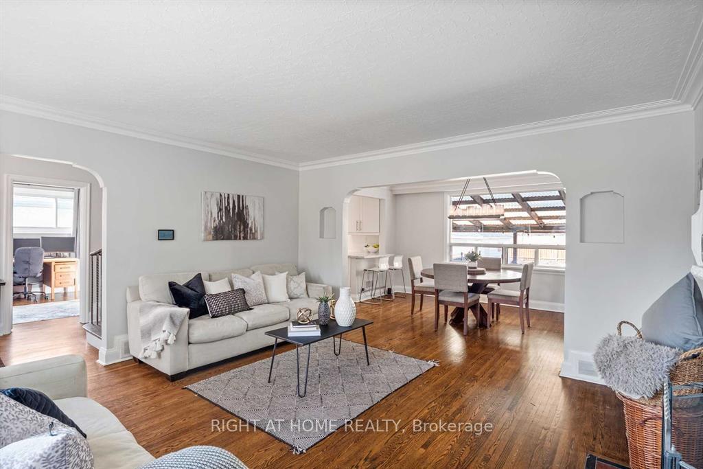 Photo 5 of 48 Jopling Avenue N, Etobicoke, Islington-City Centre West — HOMEH