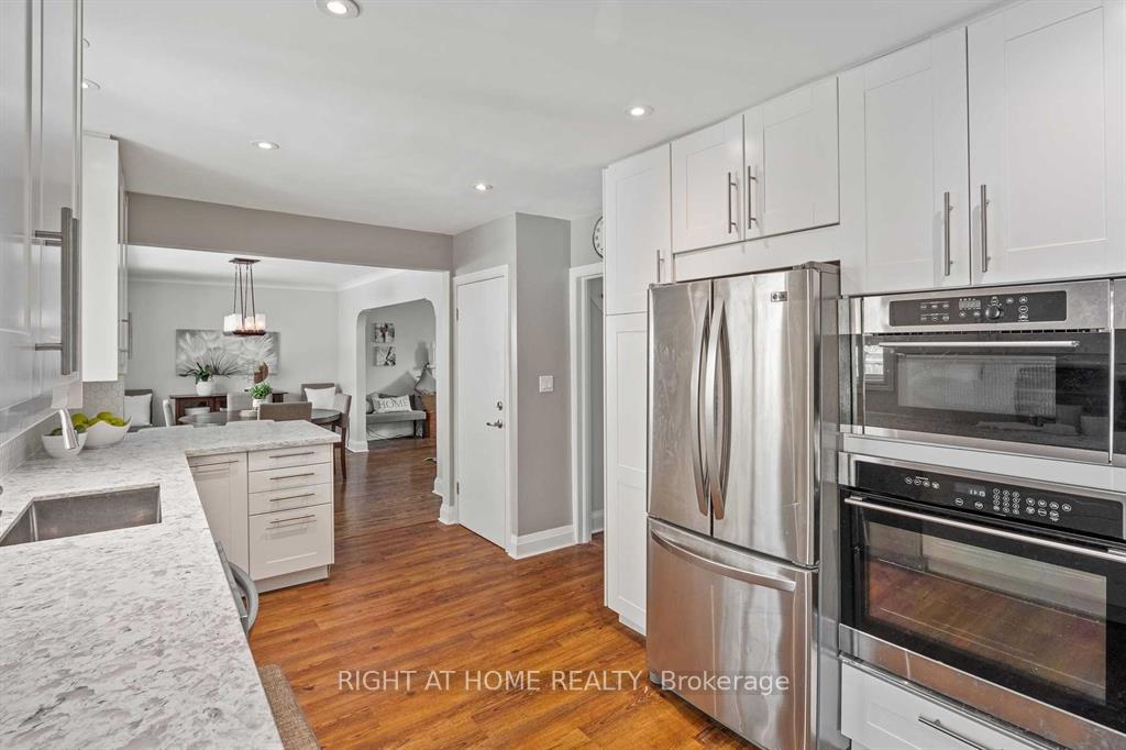 Photo 15 of 48 Jopling Avenue N, Etobicoke, Islington-City Centre West — HOMEH