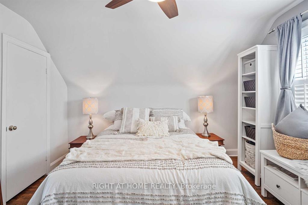 Photo 17 of 48 Jopling Avenue N, Etobicoke, Islington-City Centre West — HOMEH