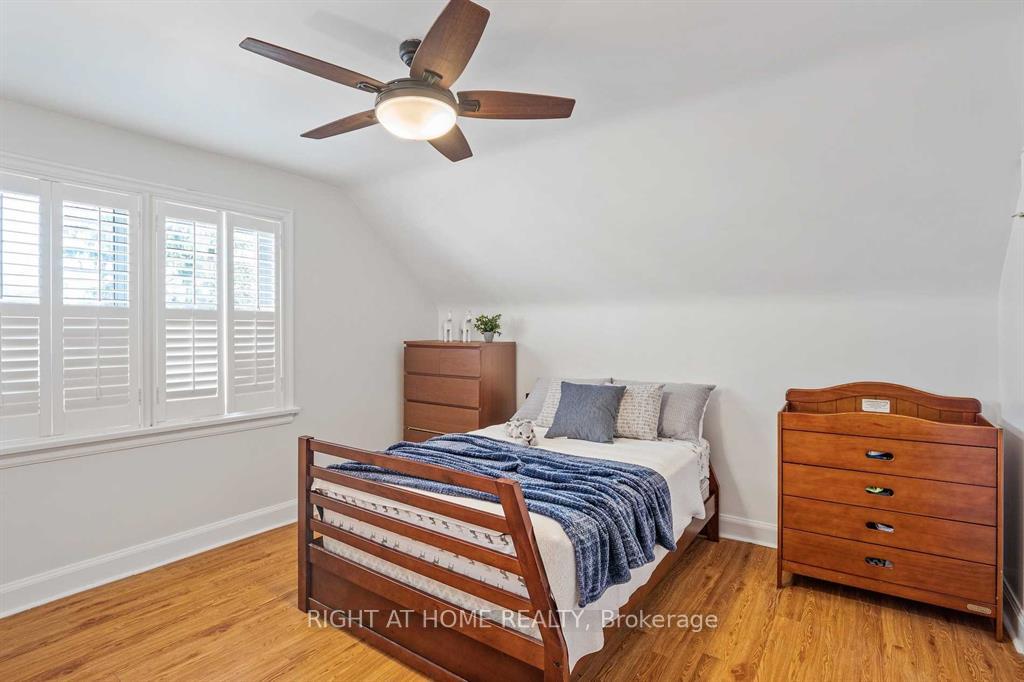 Photo 21 of 48 Jopling Avenue N, Etobicoke, Islington-City Centre West — HOMEH