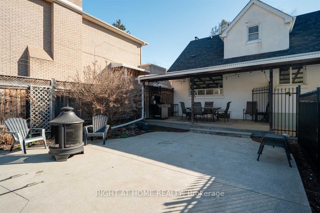 Photo 43 of 48 Jopling Avenue N, Etobicoke, Islington-City Centre West — HOMEH