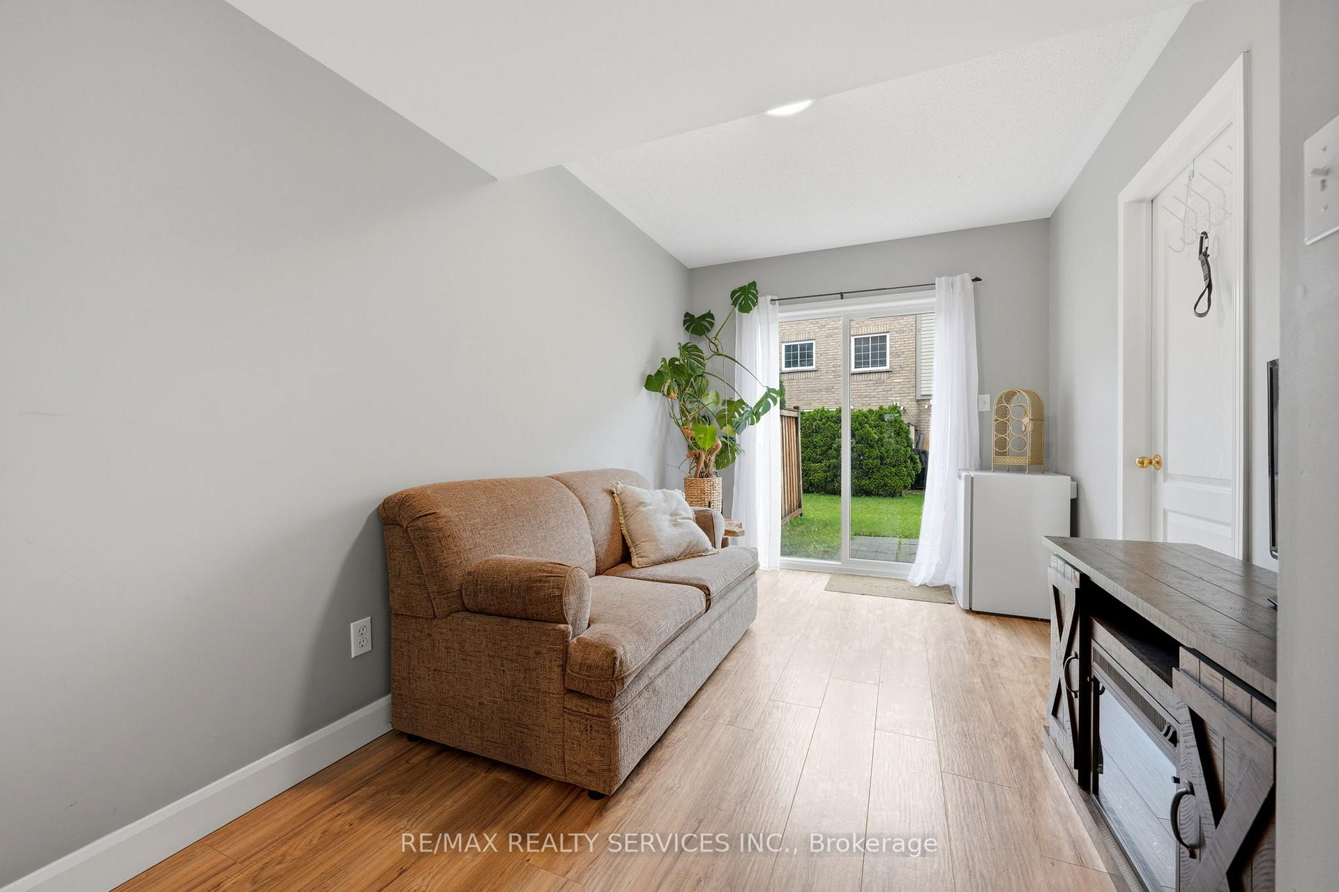 Photo 10 of Unit 65, 470 Beach Boulevard, Hamilton, Hamilton Beach — HOMEH