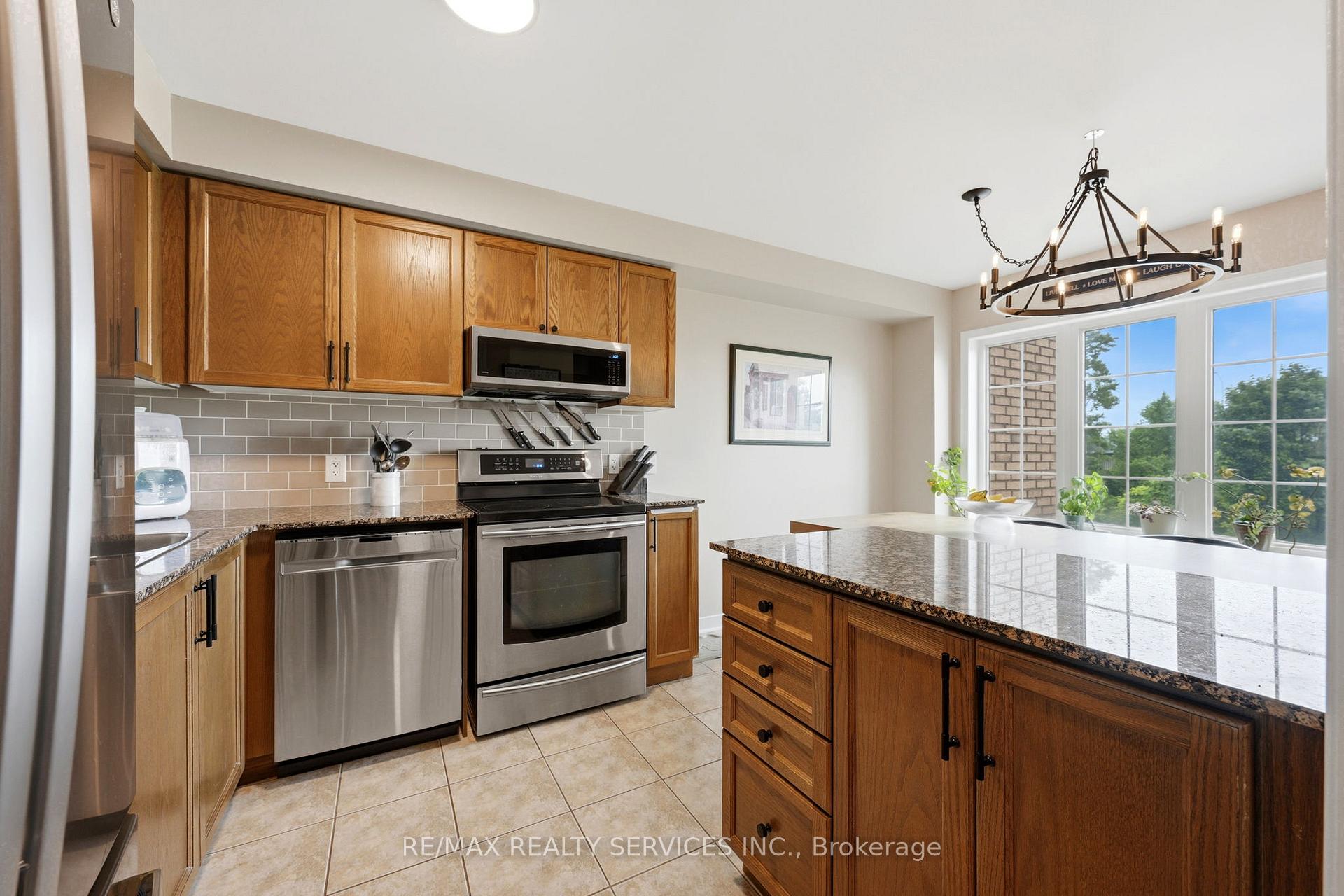 Photo 15 of Unit 65, 470 Beach Boulevard, Hamilton, Hamilton Beach — HOMEH