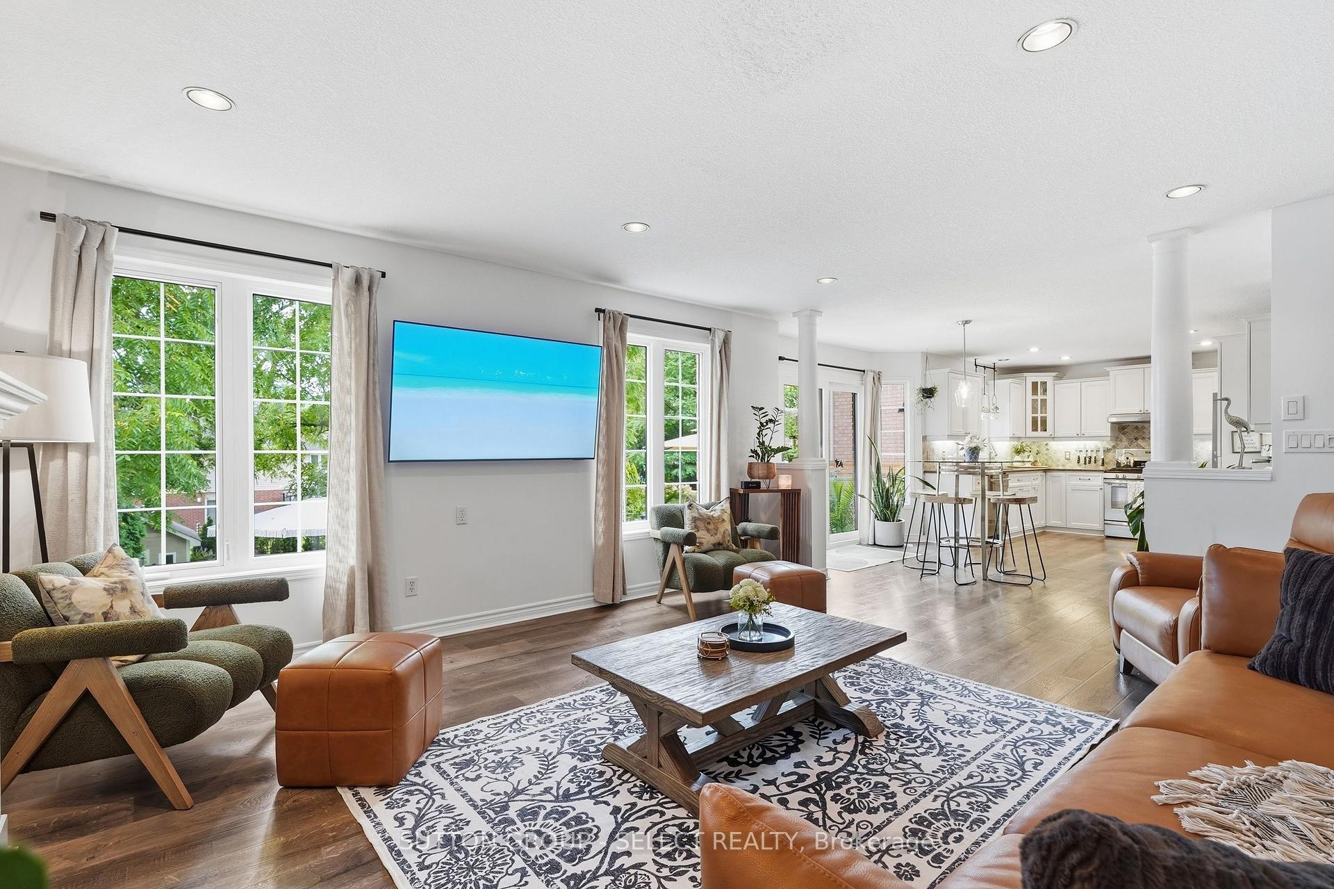 Photo 20 of 39 Carolinian Lane, Cambridge, St. Andrews Estates — HOMEH