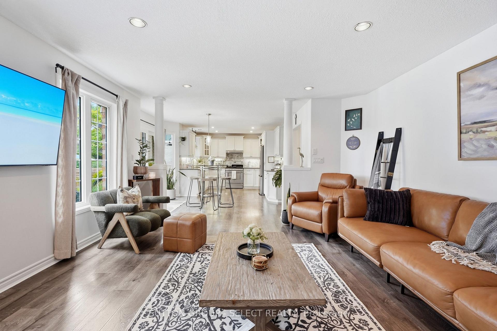 Photo 21 of 39 Carolinian Lane, Cambridge, St. Andrews Estates — HOMEH