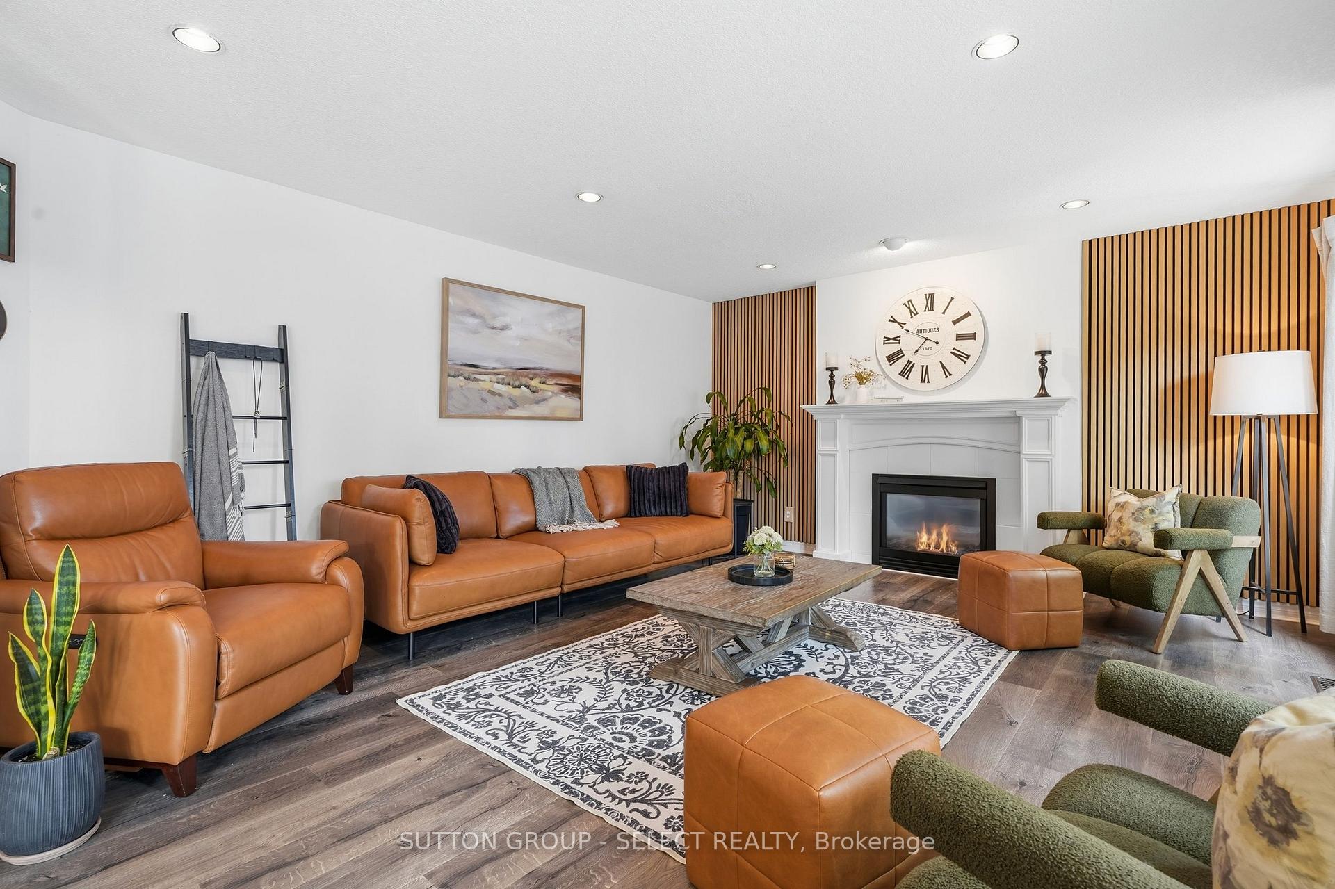 Photo 22 of 39 Carolinian Lane, Cambridge, St. Andrews Estates — HOMEH