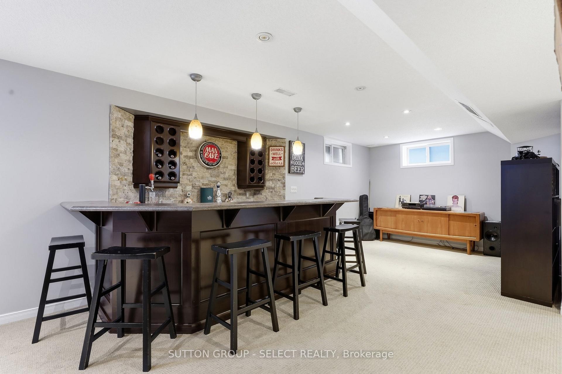 Photo 41 of 39 Carolinian Lane, Cambridge, St. Andrews Estates — HOMEH