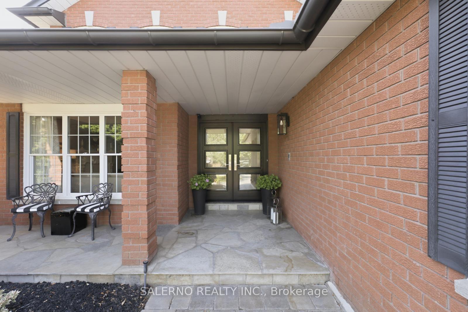 Photo 5 of 62 Olive Green Road, Vaughan, East Woodbridge — HOMEH