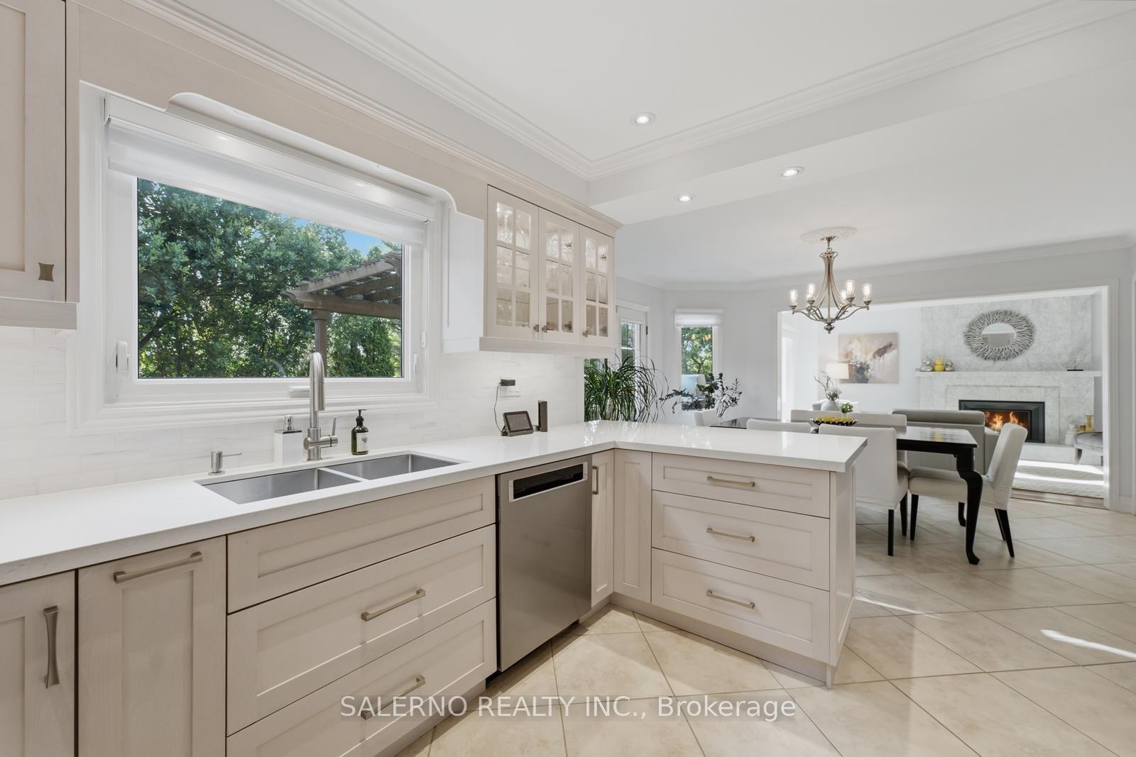 Photo 14 of 62 Olive Green Road, Vaughan, East Woodbridge — HOMEH