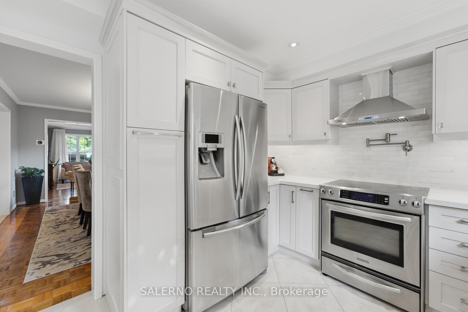 Photo 15 of 62 Olive Green Road, Vaughan, East Woodbridge — HOMEH