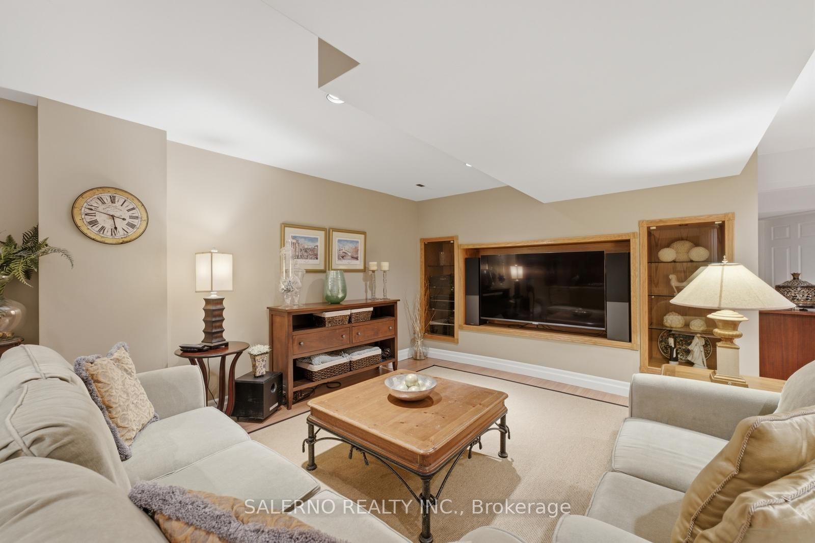 Photo 37 of 62 Olive Green Road, Vaughan, East Woodbridge — HOMEH