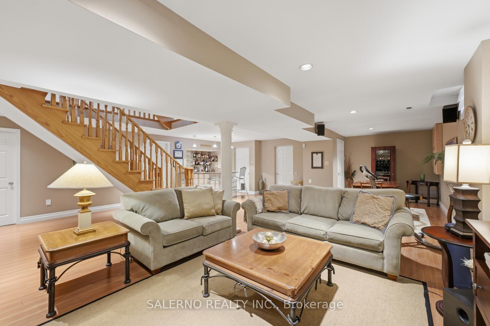 Photo 38 of 62 Olive Green Road, Vaughan, East Woodbridge — HOMEH