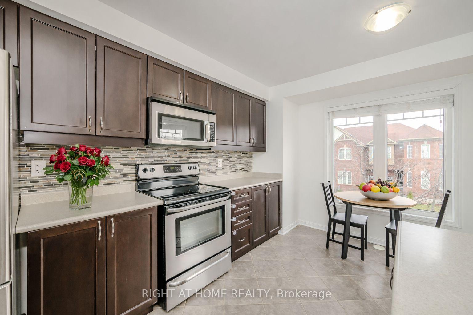 Photo 5 of 525 Cavanagh Lane, Milton, Willmott — HOMEH
