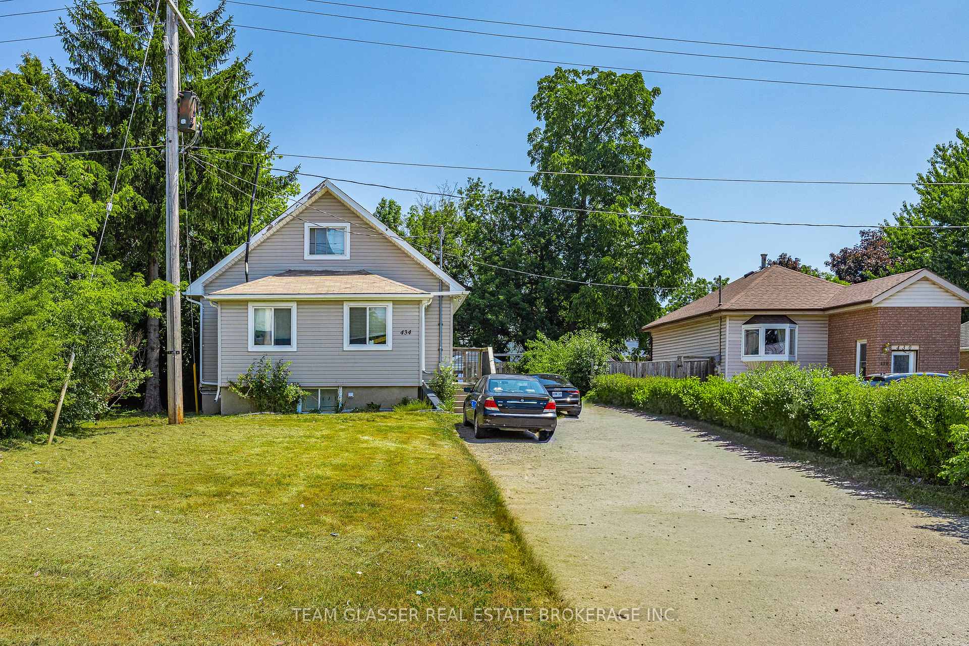 Photo 2 of 434 Second Street, London, East H — HOMEH