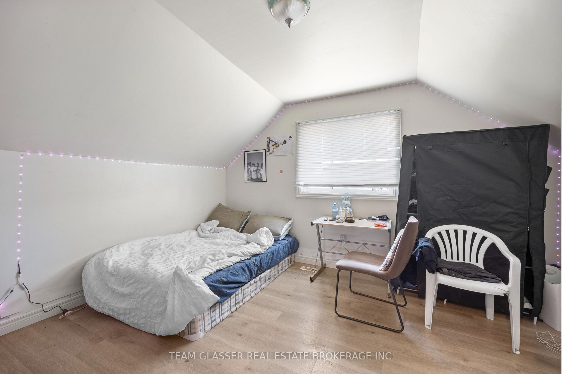 Photo 34 of 434 Second Street, London, East H — HOMEH