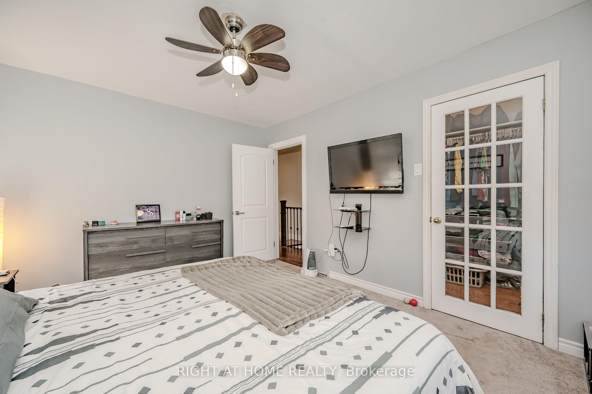Photo 11 of 126 Poplar Avenue, Halton Hills, Acton — HOMEH
