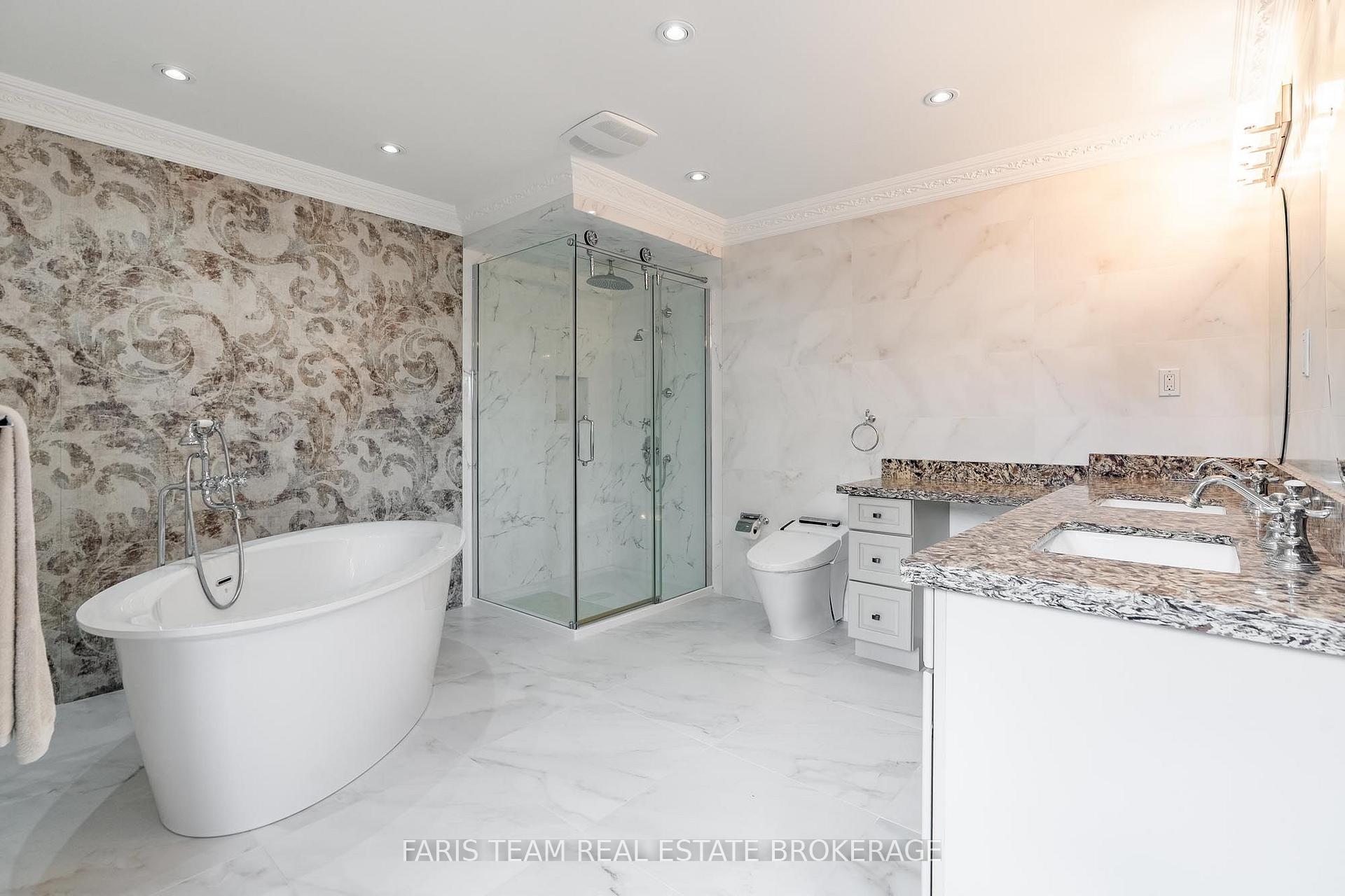 Photo 22 of 15 Clarendon Drive, Richmond Hill, Bayview Hill — HOMEH