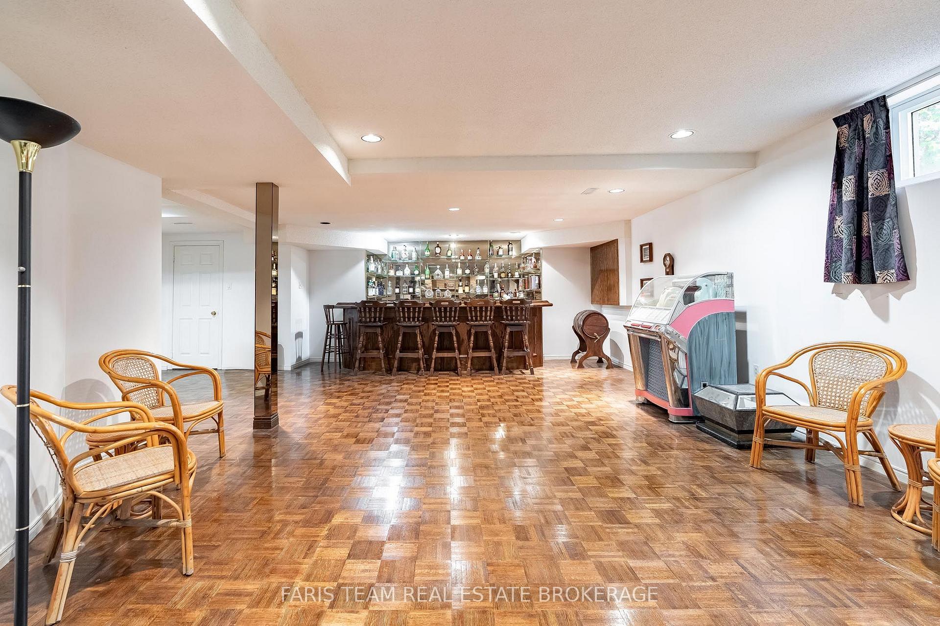 Photo 32 of 15 Clarendon Drive, Richmond Hill, Bayview Hill — HOMEH