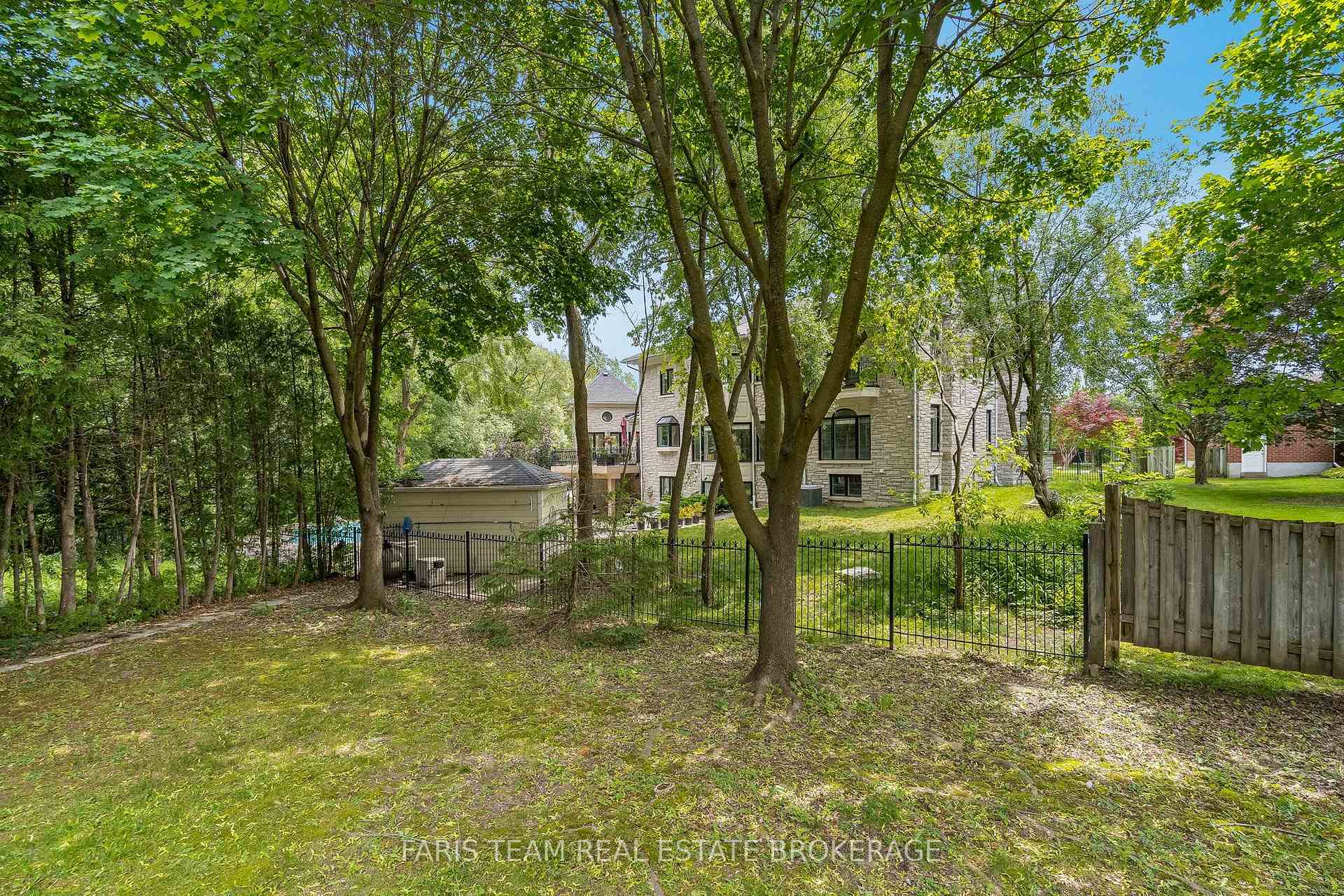 Photo 40 of 15 Clarendon Drive, Richmond Hill, Bayview Hill — HOMEH
