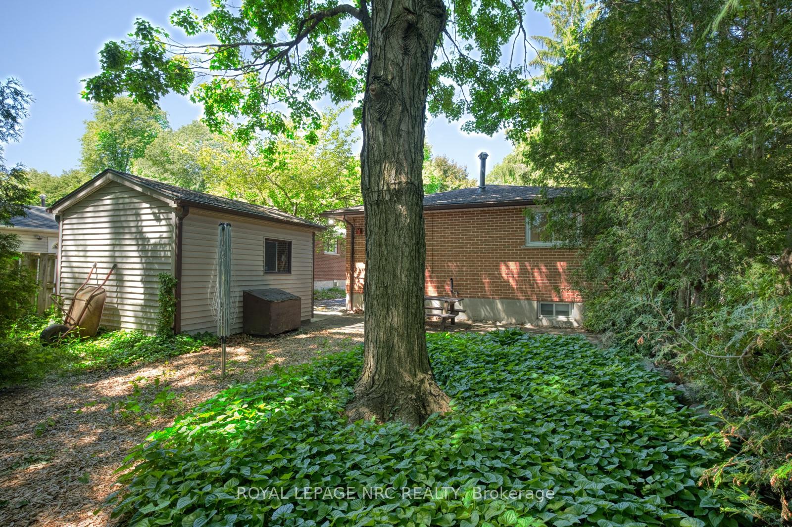 Photo 31 of 3265 Addison Avenue, Niagara Falls, Church's Lane — HOMEH