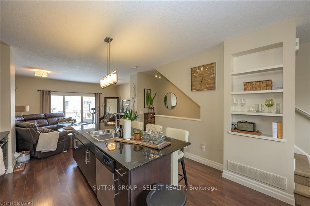 Photo 16 of Unit 3, 1850 Beaverbrook Avenue, London, North M — HOMEH