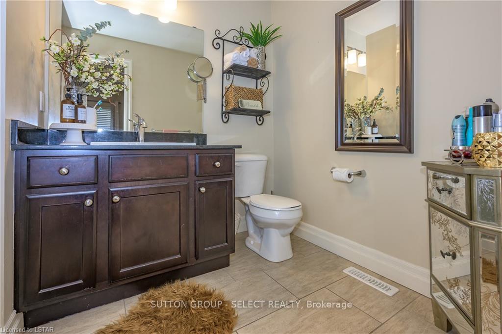 Photo 23 of Unit 3, 1850 Beaverbrook Avenue, London, North M — HOMEH