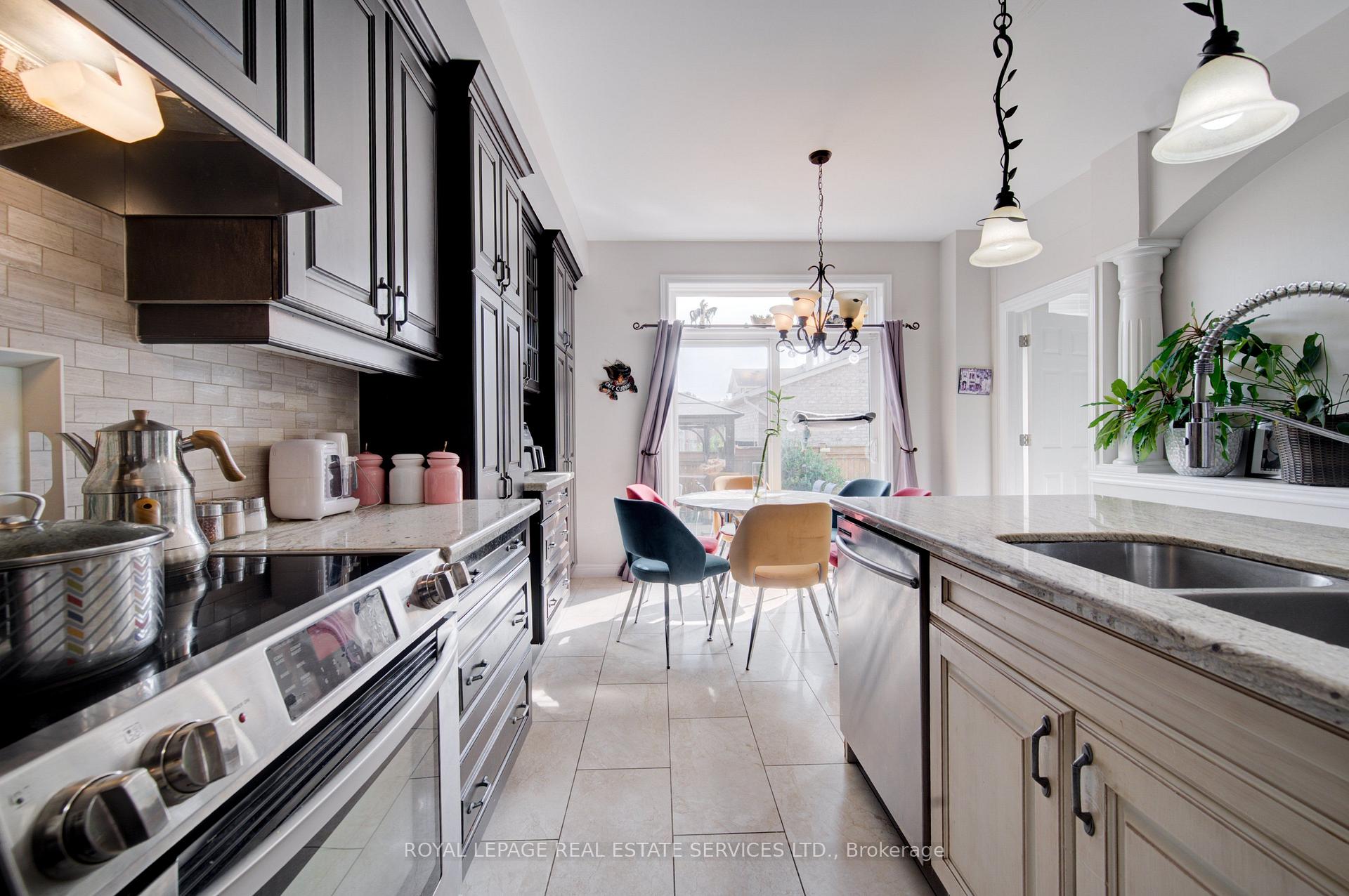 Photo 11 of 4 Chartwell Circle S, Hamilton, Jerome — HOMEH