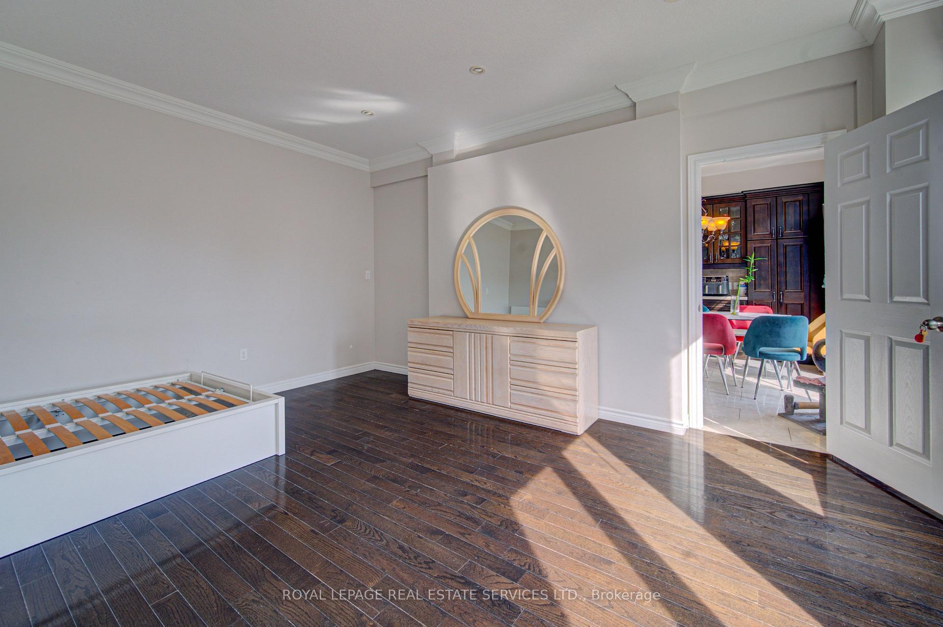 Photo 16 of 4 Chartwell Circle S, Hamilton, Jerome — HOMEH