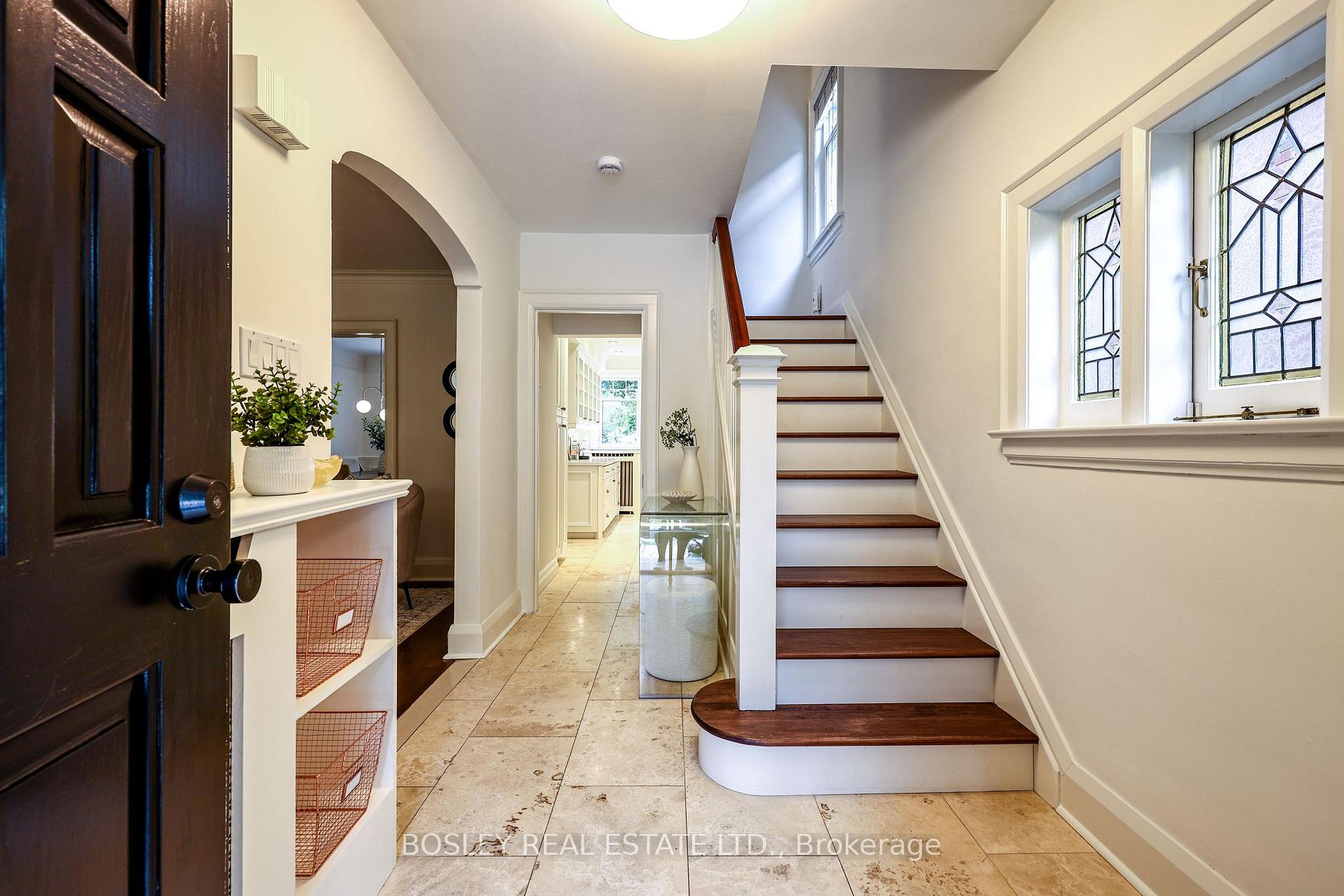 Photo 2 of 149 Lascelles Boulevard, Toronto, Yonge-Eglinton — HOMEH