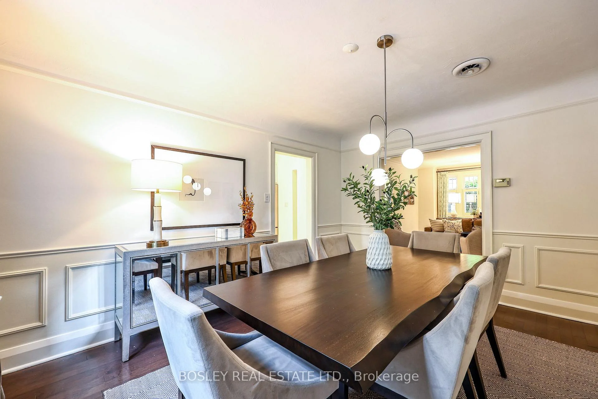 Photo 11 of 149 Lascelles Boulevard, Toronto, Yonge-Eglinton — HOMEH