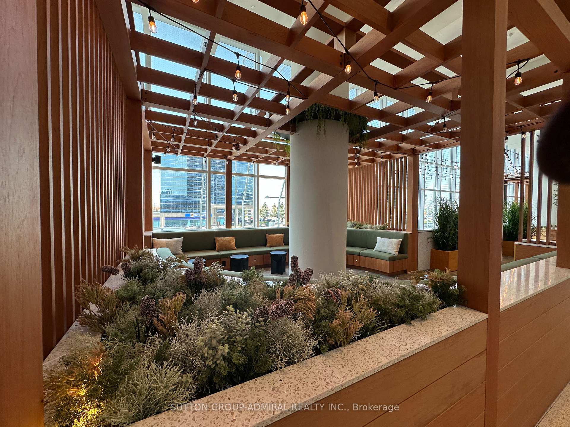 Photo 2 of Unit 5503, 8 Interchange Way, Vaughan, Vaughan Corporate Centre — HOMEH
