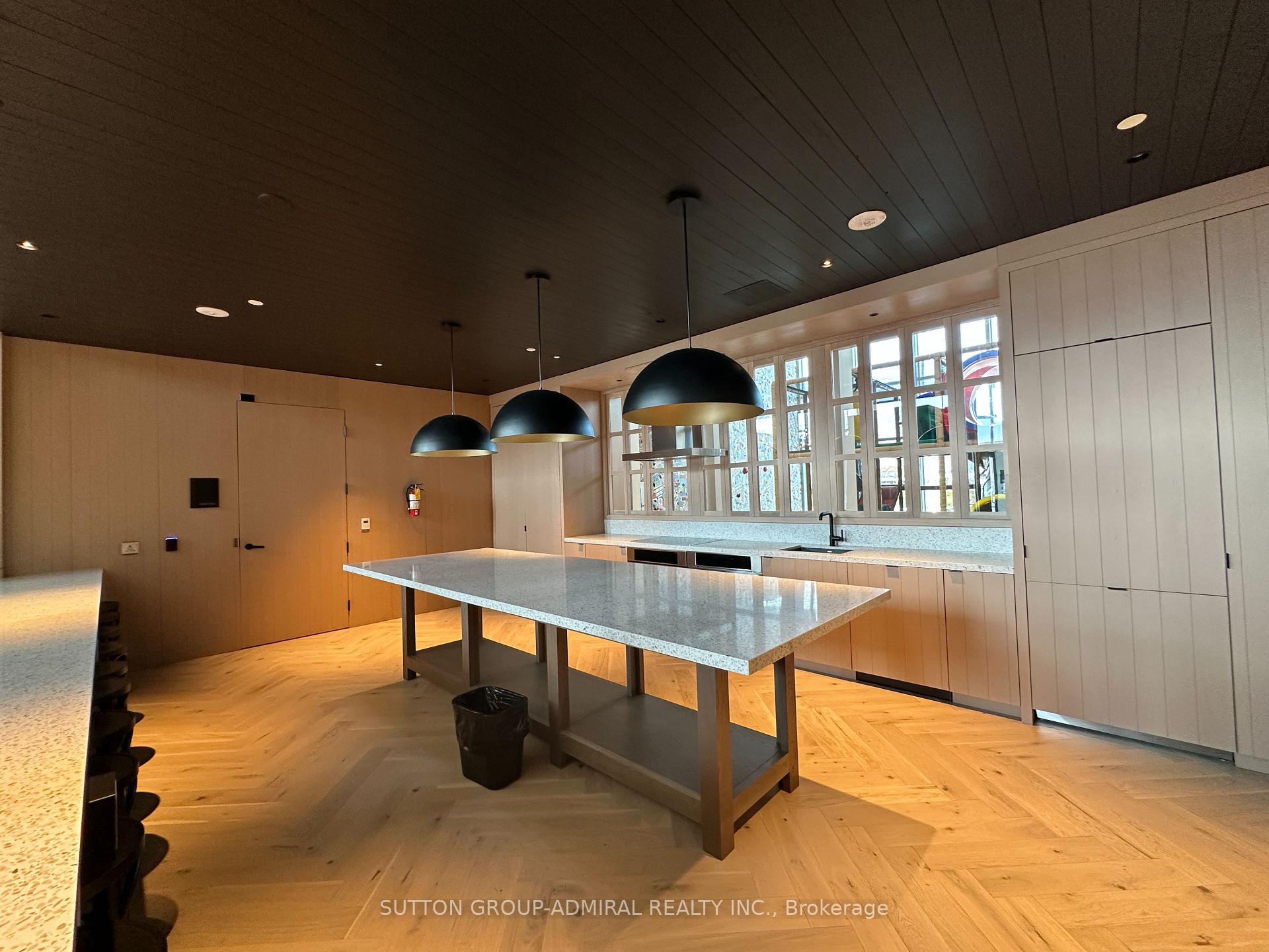 Photo 6 of Unit 5503, 8 Interchange Way, Vaughan, Vaughan Corporate Centre — HOMEH