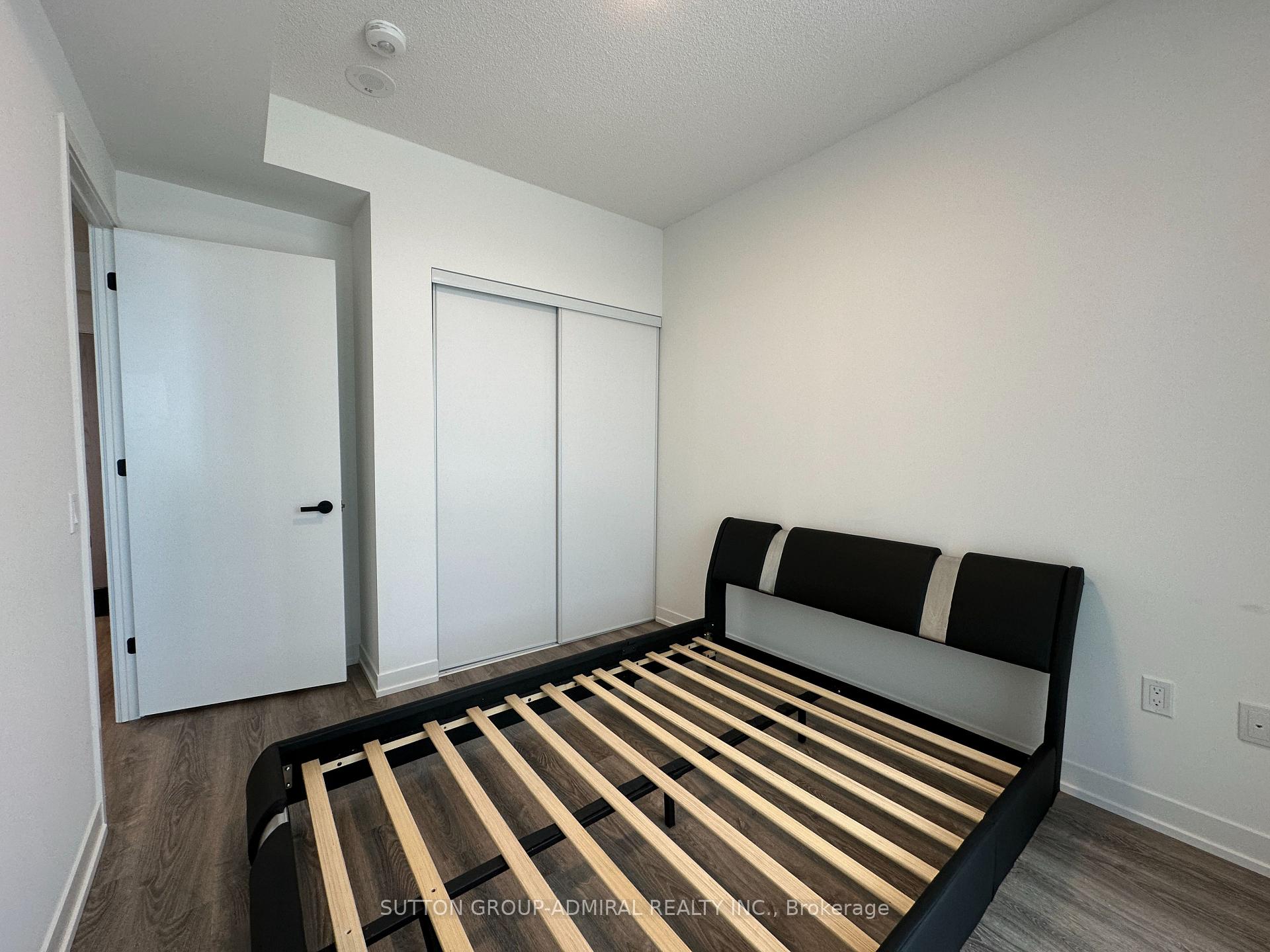 Photo 24 of Unit 5503, 8 Interchange Way, Vaughan, Vaughan Corporate Centre — HOMEH