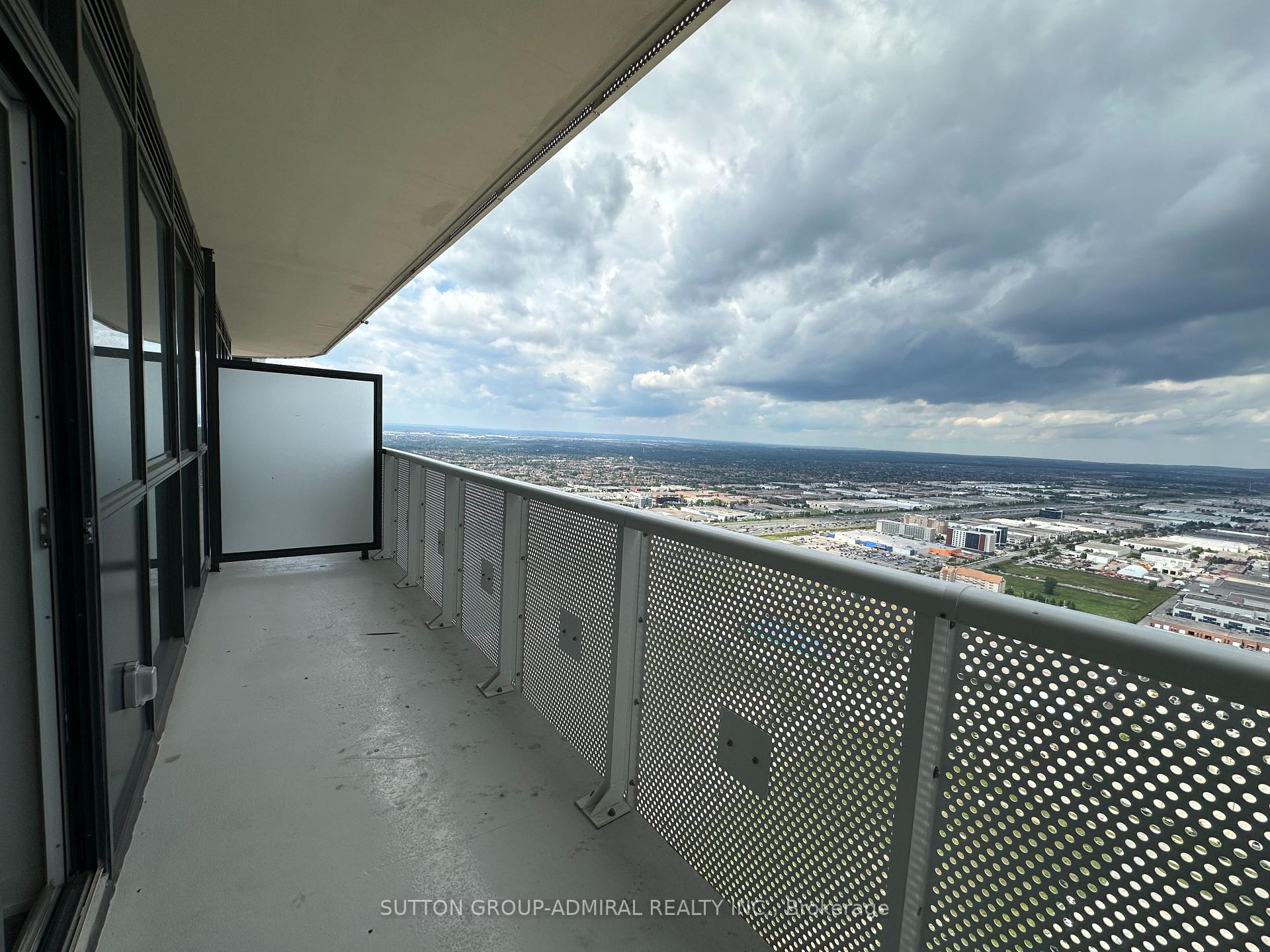 Photo 30 of Unit 5503, 8 Interchange Way, Vaughan, Vaughan Corporate Centre — HOMEH