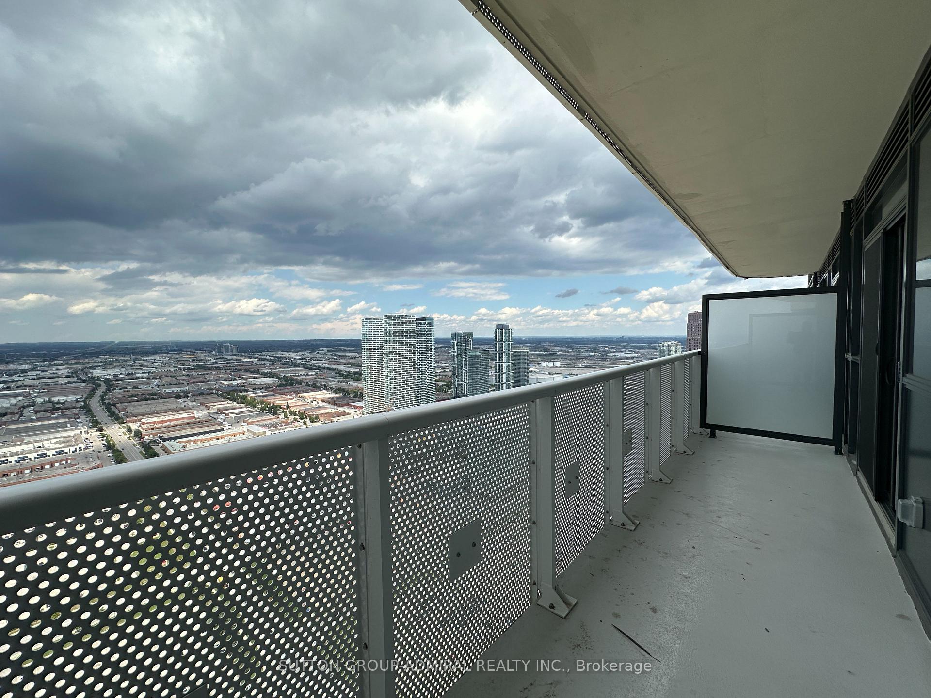 Photo 31 of Unit 5503, 8 Interchange Way, Vaughan, Vaughan Corporate Centre — HOMEH