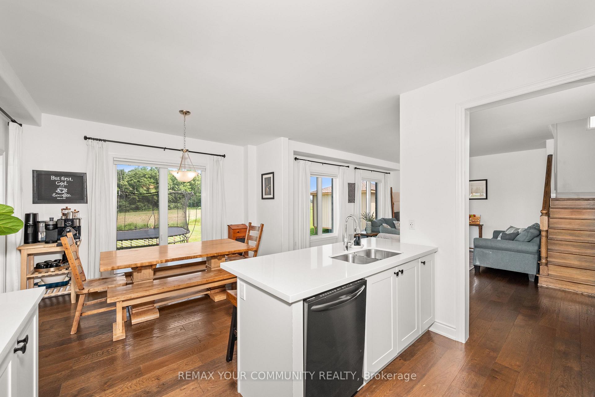 Photo 11 of 14 McCrae Crescent, Kawartha Lakes, Woodville — HOMEH