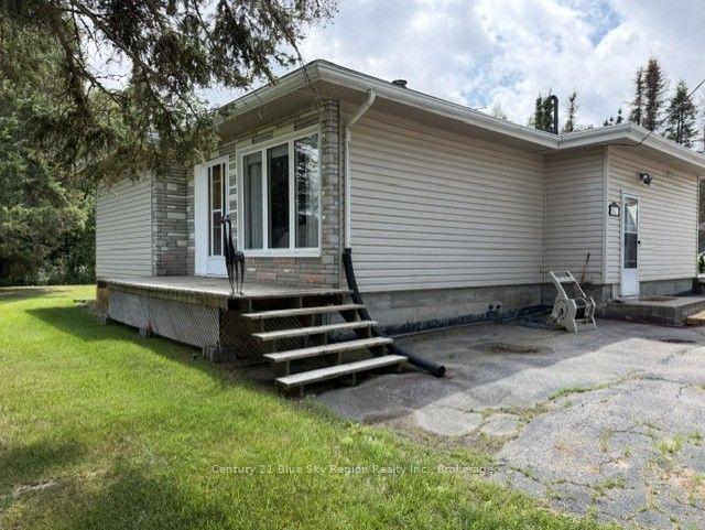 Photo of 5377 Highway 11 N