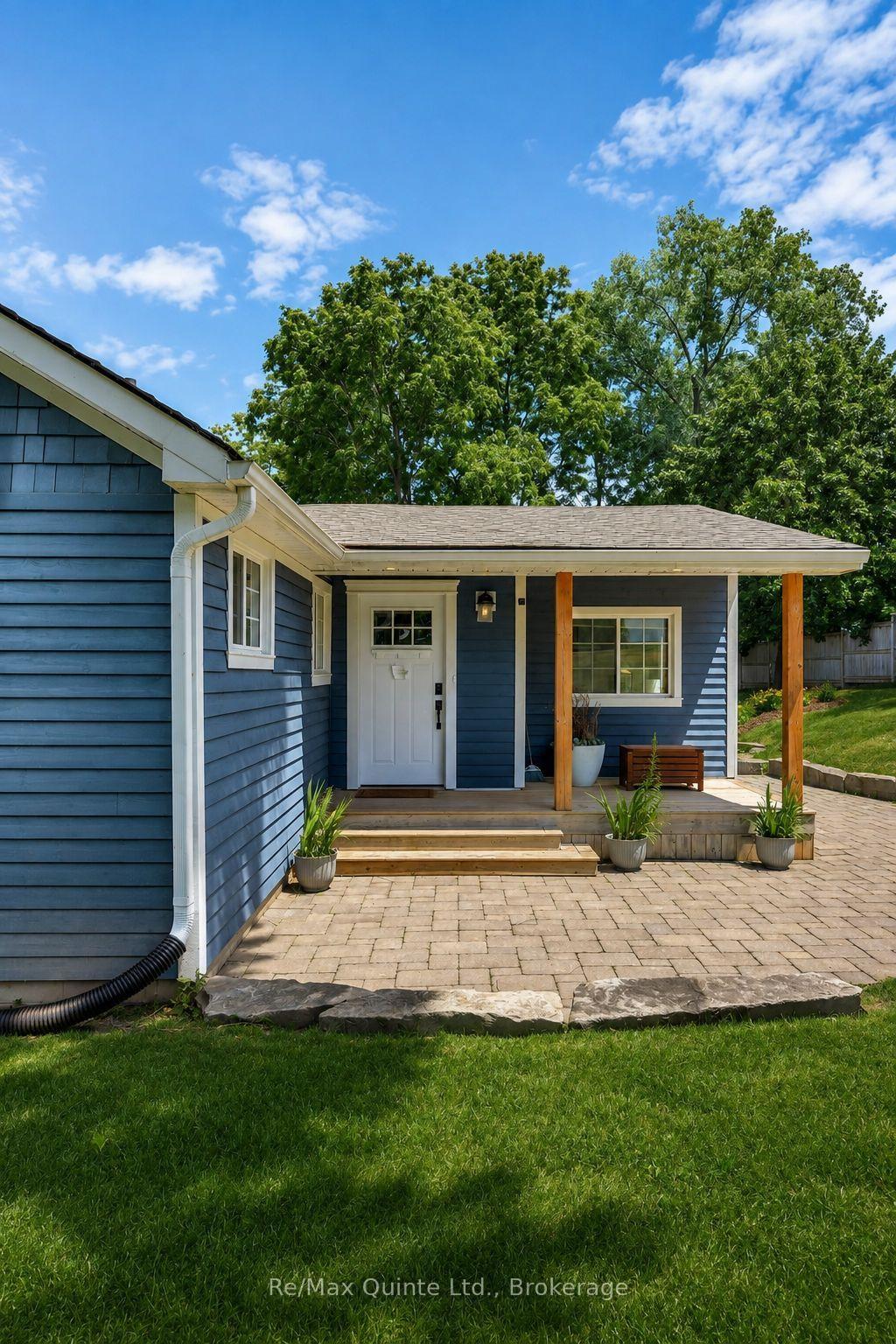 Photo 3 of 14 Eastern Avenue, Prince Edward County, Ameliasburg Ward — HOMEH