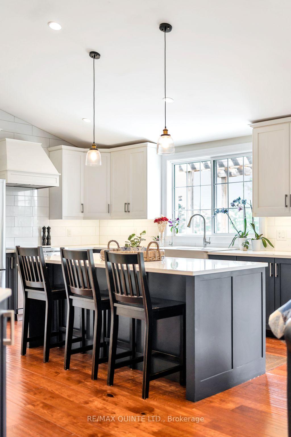 Photo 6 of 14 Eastern Avenue, Prince Edward County, Ameliasburg Ward — HOMEH