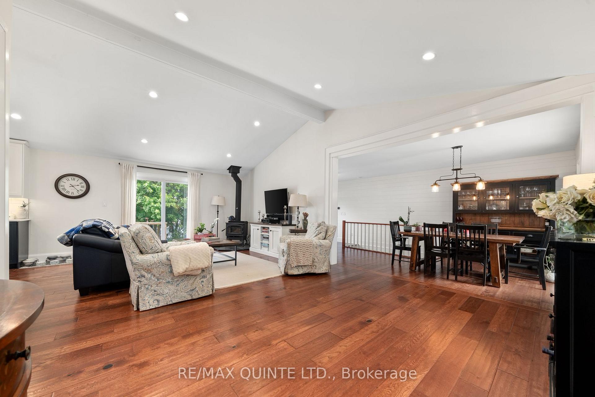Photo 11 of 14 Eastern Avenue, Prince Edward County, Ameliasburg Ward — HOMEH