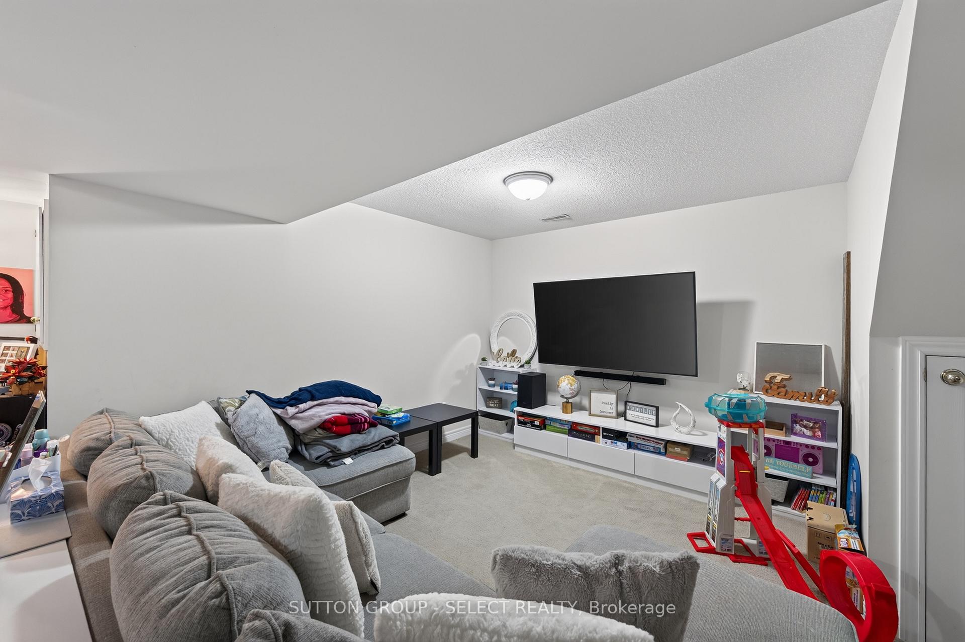 Photo 16 of Unit 21, 410 Ambleside Drive, London, North A — HOMEH