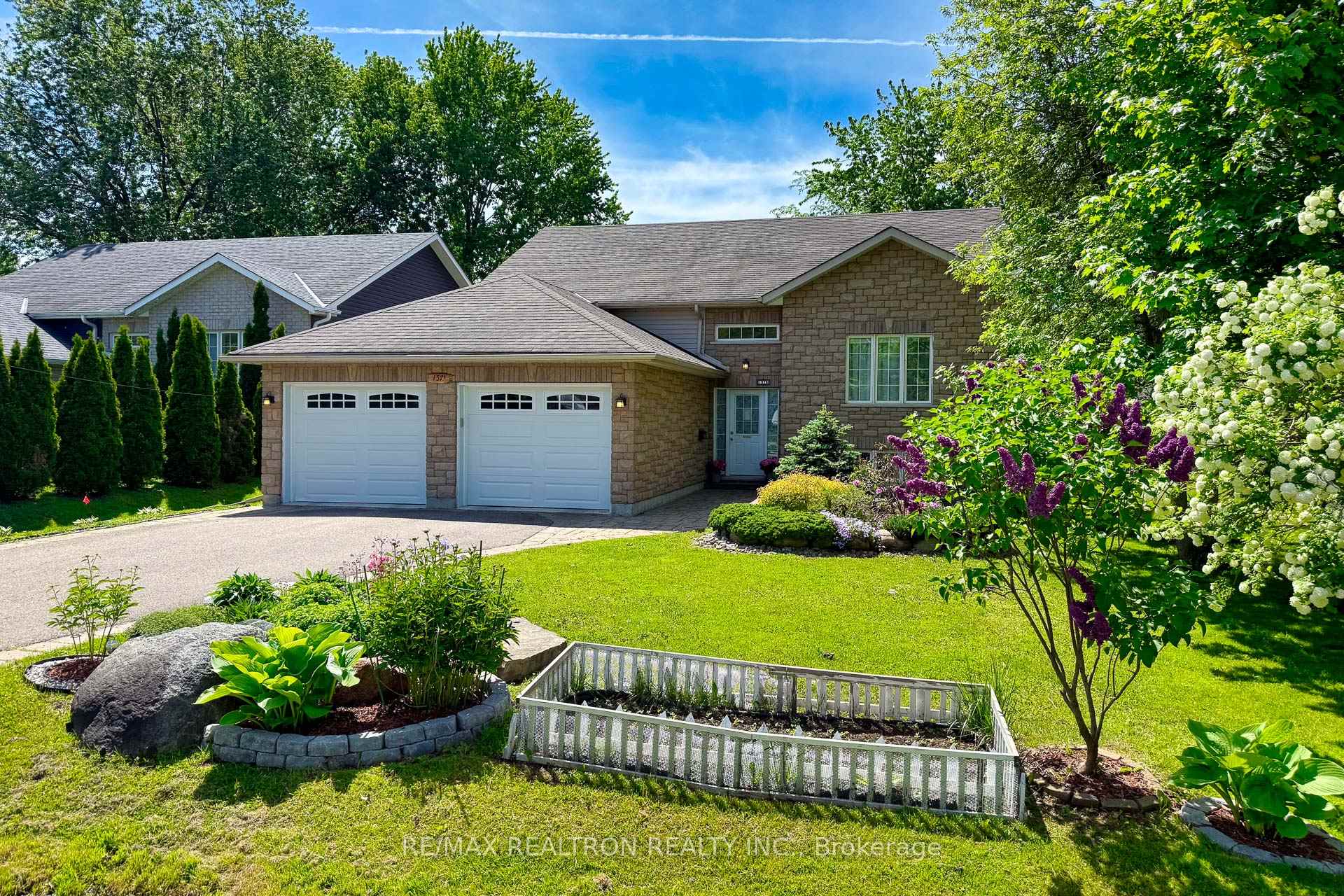 Photo 2 of 157B Silas Boulevard, Georgina, Keswick North — HOMEH