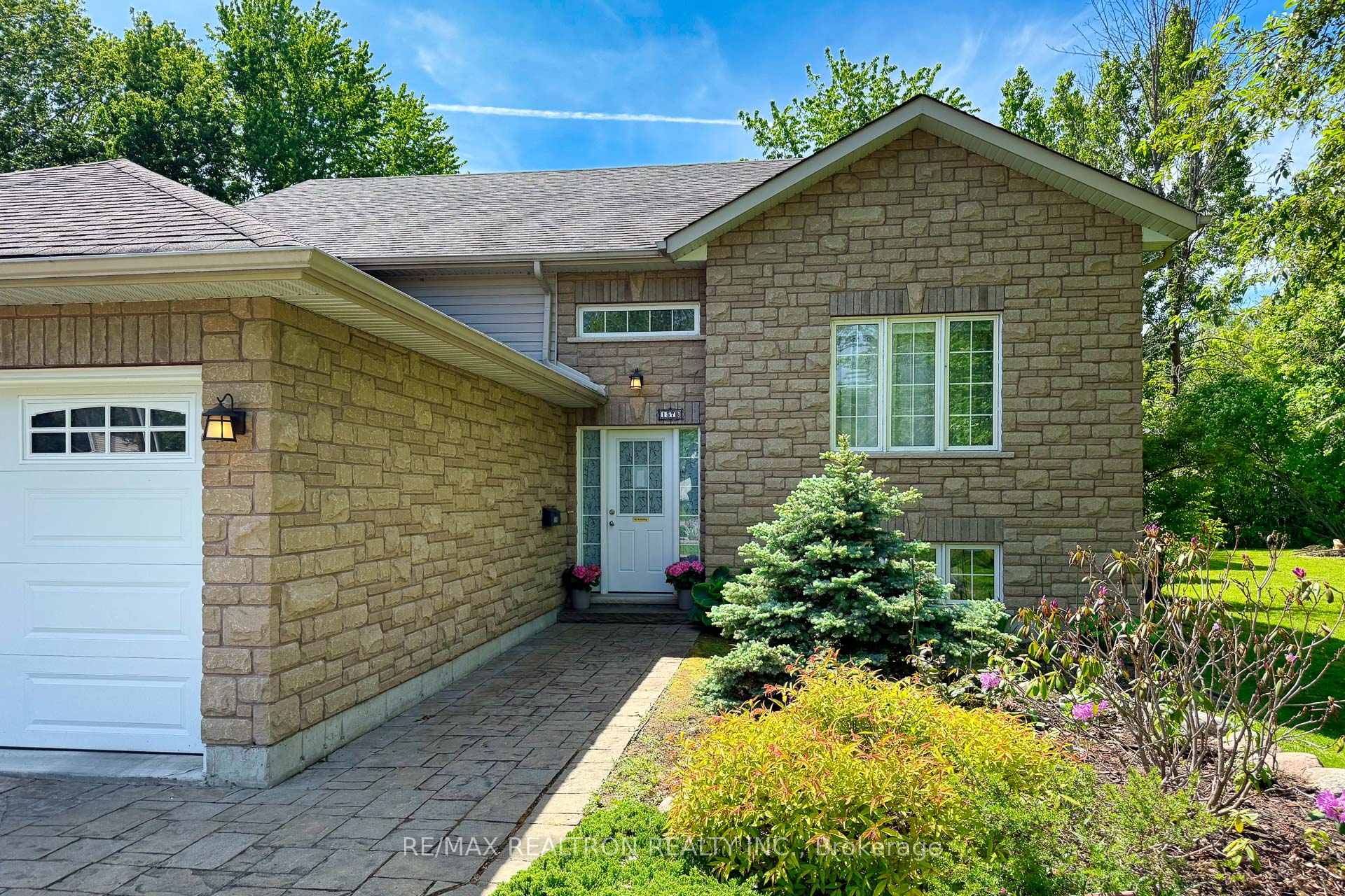 Photo 4 of 157B Silas Boulevard, Georgina, Keswick North — HOMEH