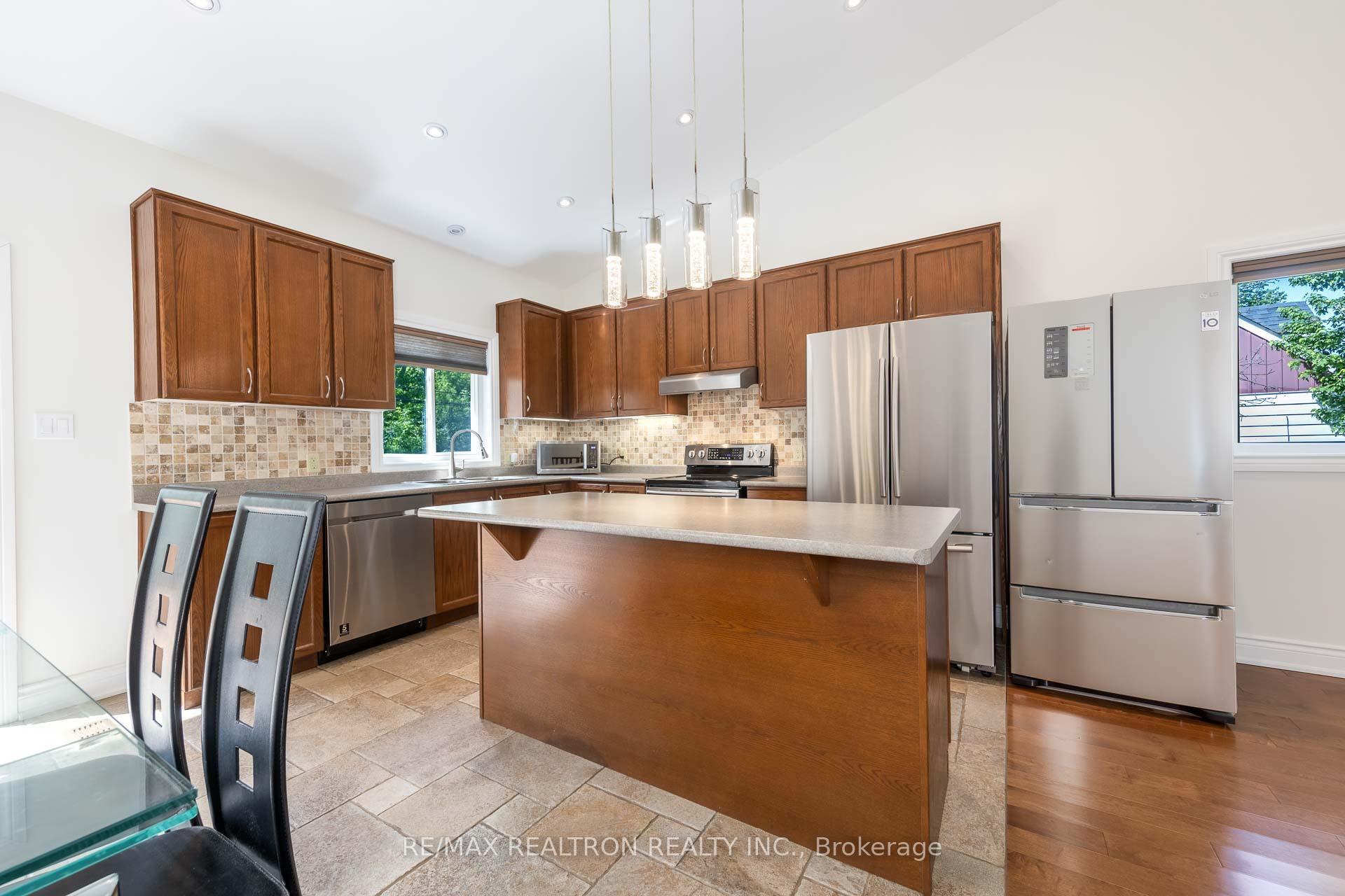 Photo 13 of 157B Silas Boulevard, Georgina, Keswick North — HOMEH