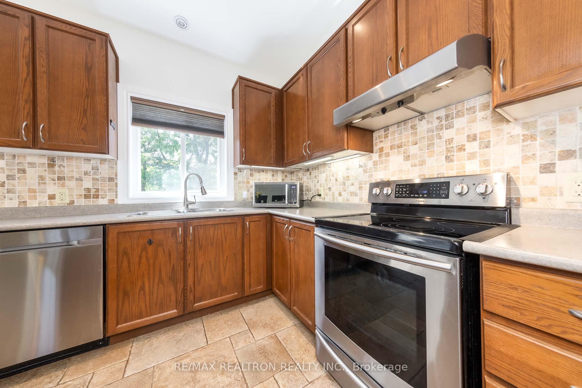 Photo 17 of 157B Silas Boulevard, Georgina, Keswick North — HOMEH