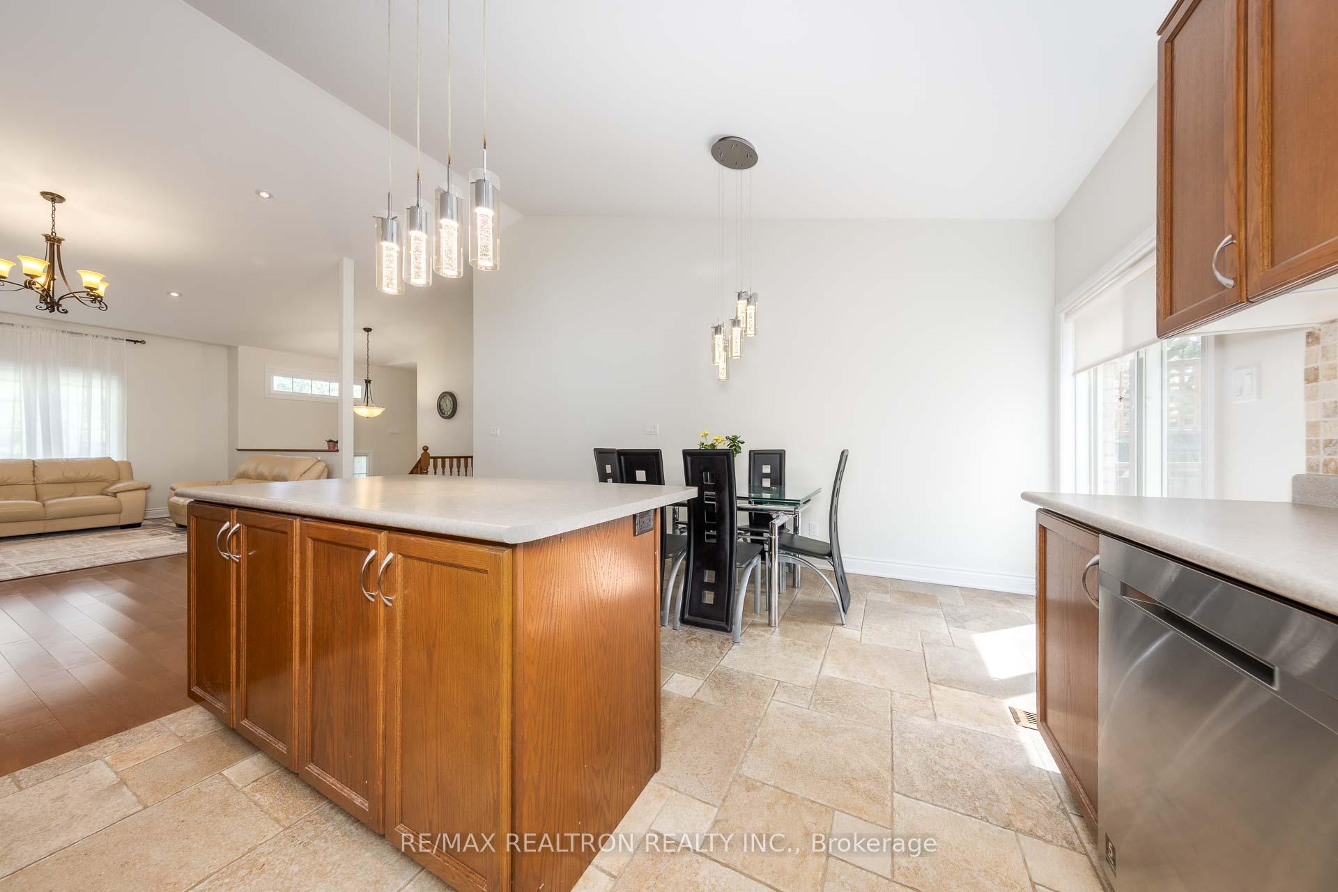 Photo 18 of 157B Silas Boulevard, Georgina, Keswick North — HOMEH