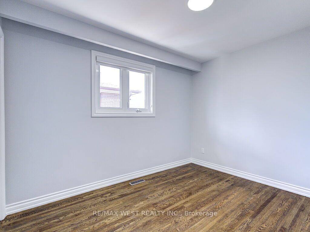 Photo 28 of 17 Cabana Drive, North York, Humber Summit — HOMEH