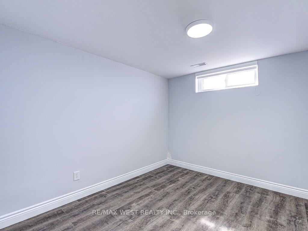 Photo 48 of 17 Cabana Drive, North York, Humber Summit — HOMEH